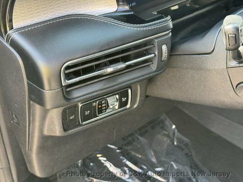 Used 2024 Lincoln Corsair AWD w/ Equipment Group 101A image 16
