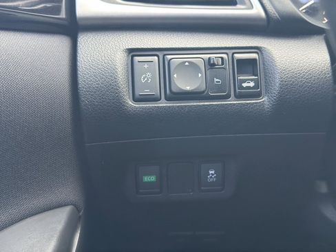 Used 2019 Nissan Sentra SV image 22