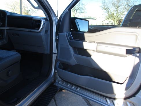 Used 2021 Ford F150 XLT w/ Equipment Group 301A Mid image 27