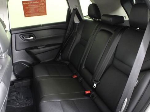 Certified 2024 Nissan Rogue SV w/ SV Premium Package FWD image 19