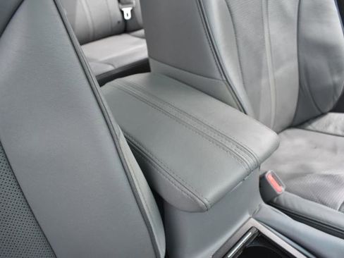 Used 2010 Lincoln MKZ FWD image 14