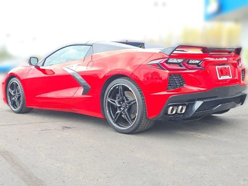 Used 2024 Chevrolet Corvette Stingray Premium Cpe w/ Z51 Performance Package RWD image 5