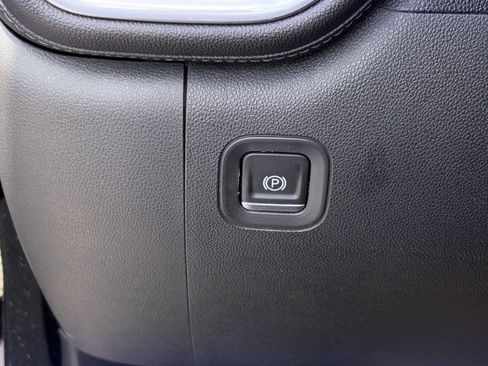 Used 2021 GMC Sierra 1500 Denali AWD/4WD image 30