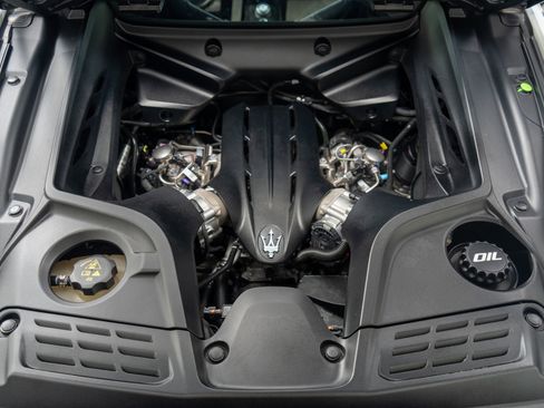 Used 2022 Maserati MC20 Coupe RWD image 12