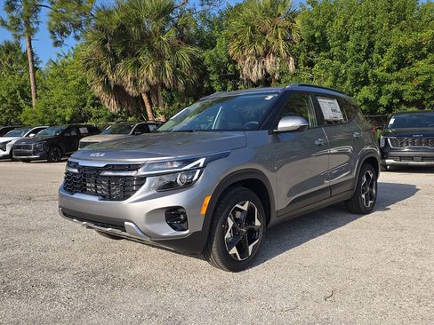 New 2026 Kia Seltos S FWD image 4