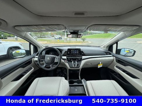 Certified 2026 Honda Odyssey EX-L image 42