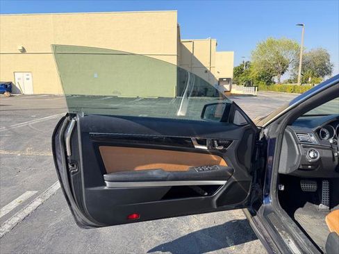 Used 2014 Mercedes-Benz E 550 Coupe w/ Premium 1 Package image 19