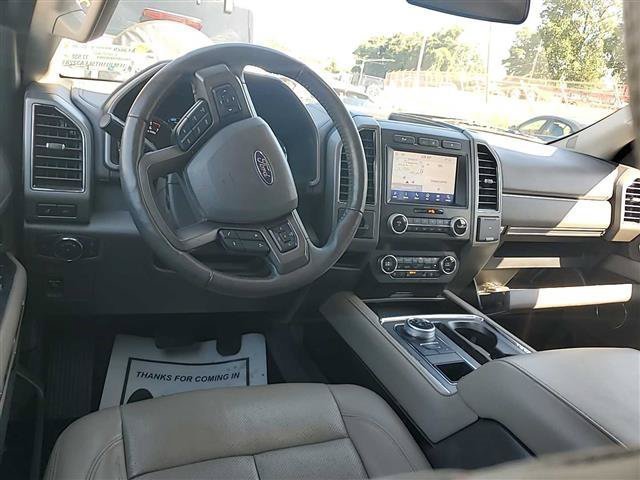 Used 2020 Ford Expedition XLT w/ Equipment Group 202A RWD image 3