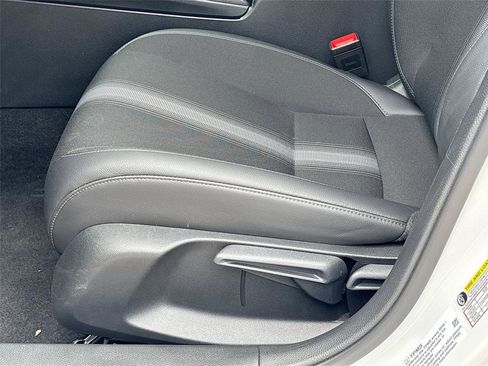 Certified 2025 Honda Civic Sport image 21