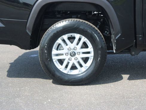 Used 2023 Toyota Tundra SR5 w/ SR5 Convenience Package AWD/4WD image 13