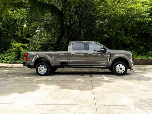 Used 2026 Ford F450 Platinum w/ Platinum Plus Package AWD/4WD image 10