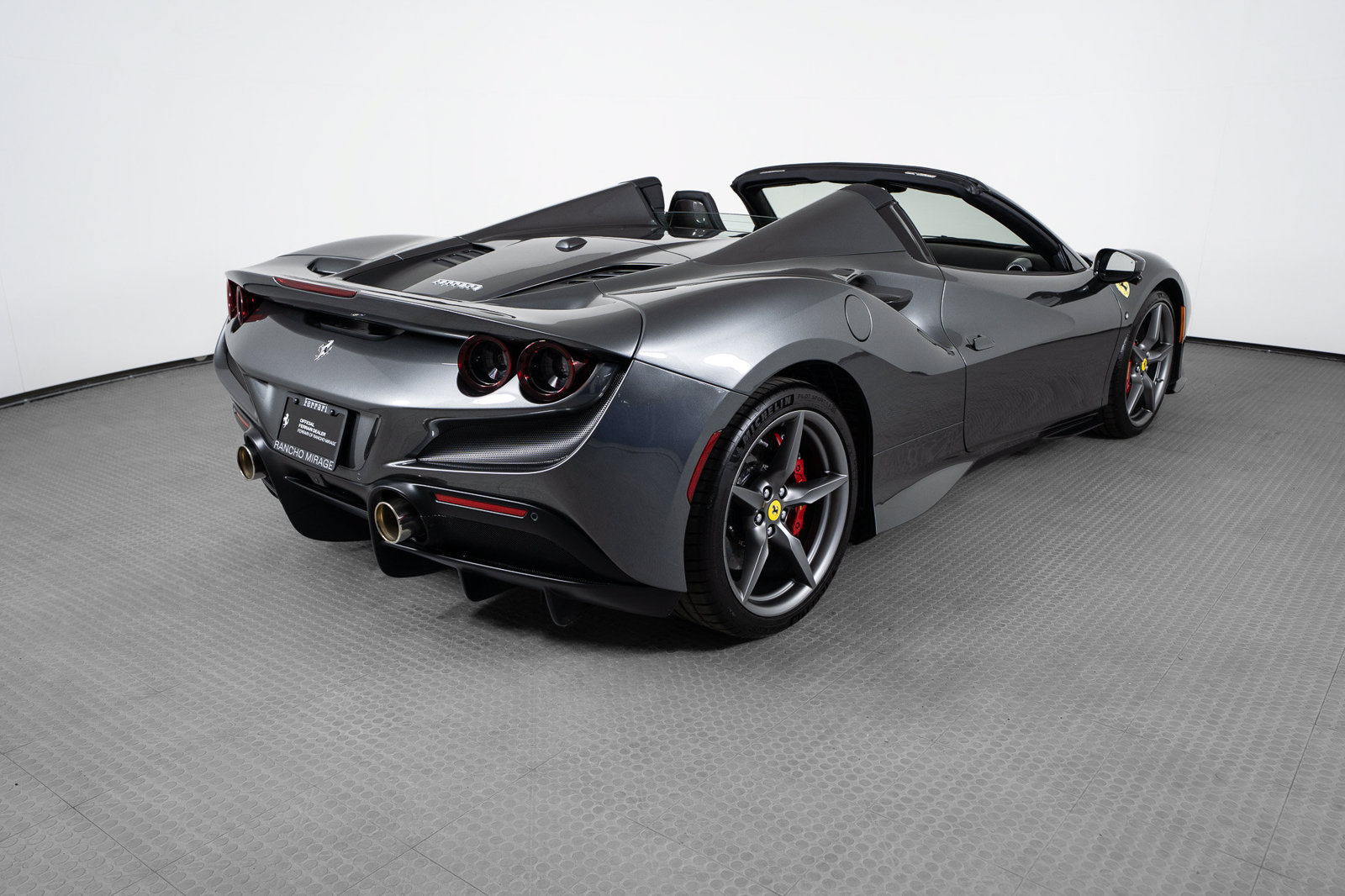 Certified 2021 Ferrari F8 Tributo RWD image 5