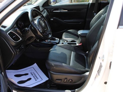 Used 2021 Kia Seltos SX w/ SX Sunroof Package AWD/4WD image 12