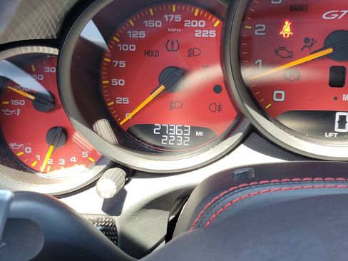 Certified 2015 Porsche 911 GT3 RWD image 14