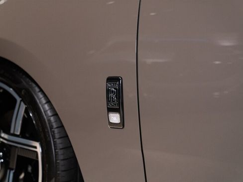 Used 2027 Rolls-Royce Cullinan Black Badge AWD/4WD image 15