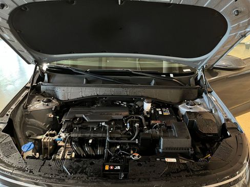 Used 2025 Hyundai Kona SEL image 32