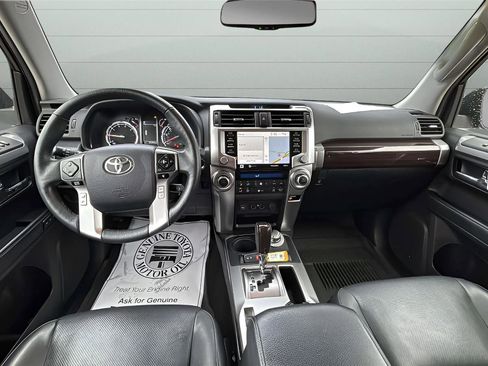 Used 2025 Toyota 4Runner SR5 image 19