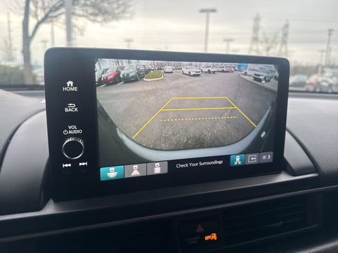 Used 2025 Honda Pilot Touring image 28