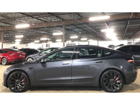 Used 2023 Tesla Model 3 Performance image 8