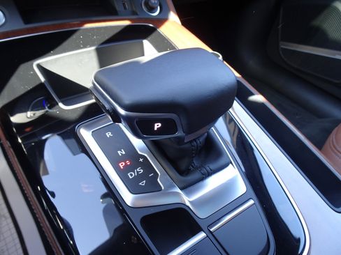 Certified 2021 Audi Q5 Premium Plus w/ Premium Plus Package image 12