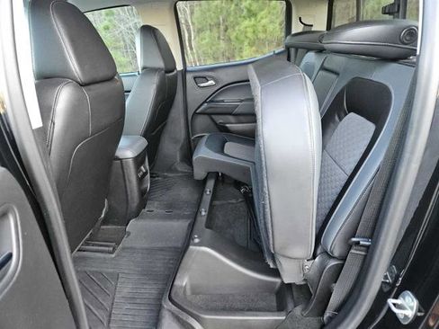 Used 2018 Chevrolet Colorado Z71 image 25