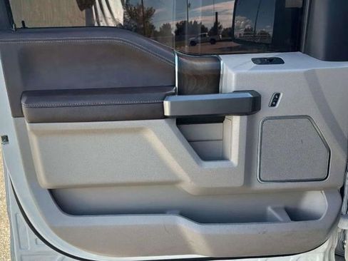 Used 2019 Ford F150 Limited w/ Trailer Tow Package image 19