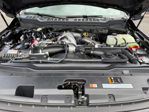 New 2026 Ford F250 Lariat w/ Black Appearance Package image 20