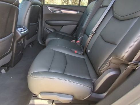 Used 2021 Cadillac XT6 Luxury image 20