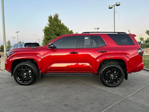 Used 2026 Toyota 4Runner Platinum AWD/4WD image 4