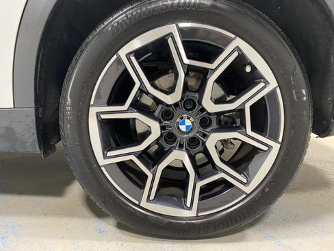 Used 2025 BMW X2 xDrive28i w/ Premium Package image 26