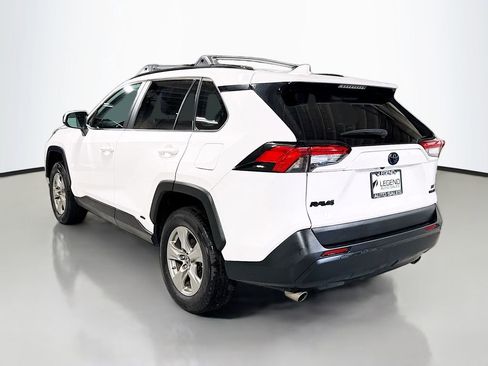 Used 2024 Toyota RAV4 LE AWD/4WD image 9