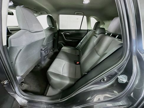 Used 2025 Toyota RAV4 XLE FWD image 24