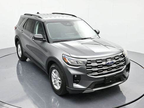 New 2026 Ford Explorer Active w/ Active Comfort Package image 30