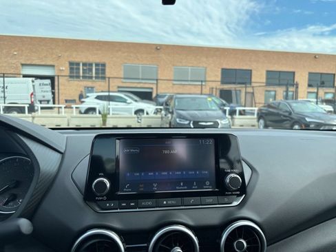 Used 2025 Nissan Sentra S FWD image 17