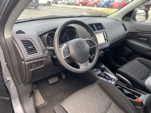 Used 2024 Mitsubishi Outlander Sport ES image 12