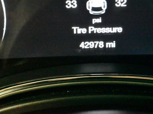 Used 2019 Jeep Grand Cherokee Altitude image 25