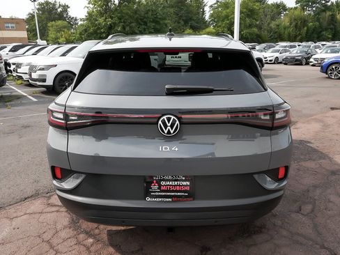 Used 2023 Volkswagen ID.4 Pro AWD/4WD image 10