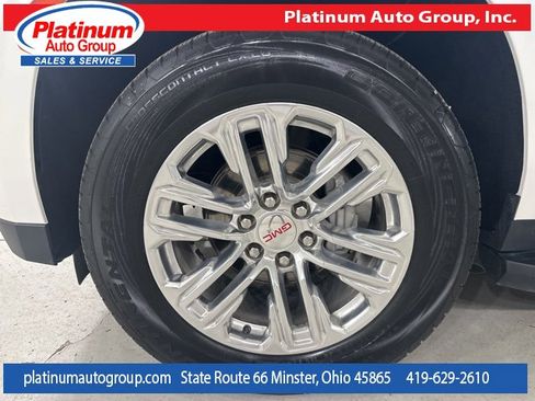 Used 2023 GMC Yukon XL SLT image 42