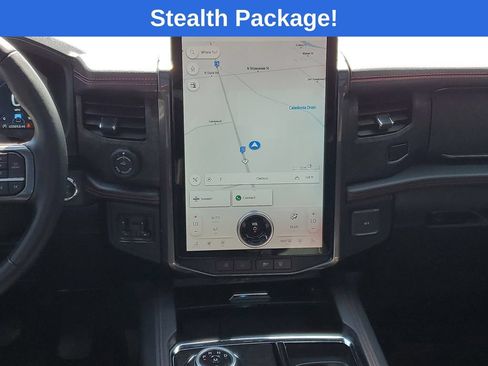 Used 2023 Ford Expedition Limited AWD/4WD image 33