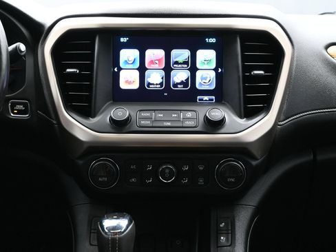 Used 2017 GMC Acadia Denali w/ Technology Package FWD image 17