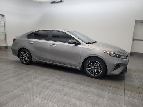 Used 2023 Kia Forte GT-Line w/ GT-Line Premium Package FWD image 11