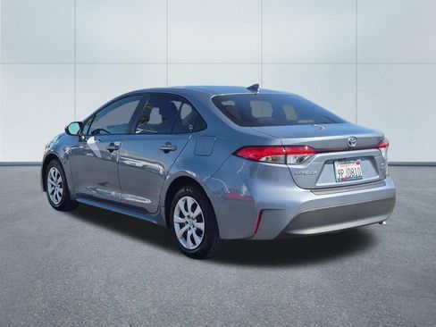 Used 2024 Toyota Corolla LE FWD image 4