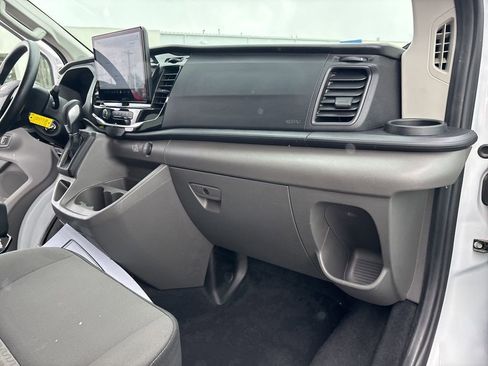 Used 2023 Ford Transit 350 XLT image 41