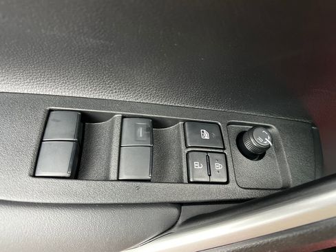 New 2026 Toyota Corolla Cross XLE w/ Convenience Package image 12