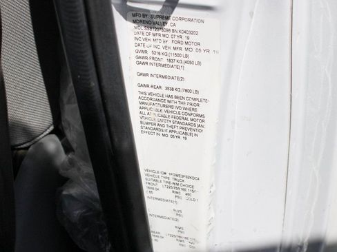 Used 2019 Ford E-350 and Econoline 350 Super Duty image 42