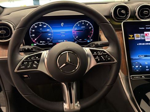 Certified 2025 Mercedes-Benz GLC 300 image 14