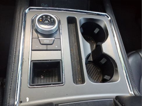 Used 2021 Ford Expedition XLT image 26