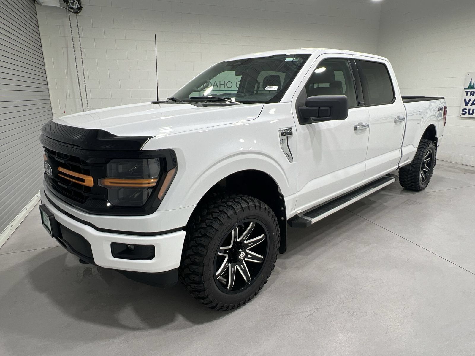 Used 2025 Ford F150 XLT w/ Equipment Group 301A Standard AWD/4WD image 4