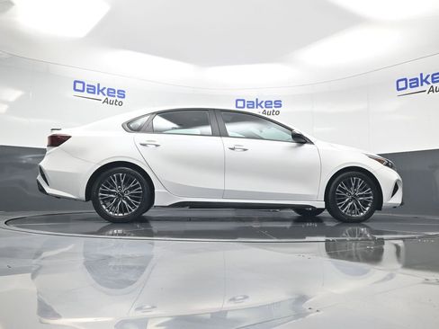 Certified 2024 Kia Forte GT-Line w/ GT-Line Premium Package image 46