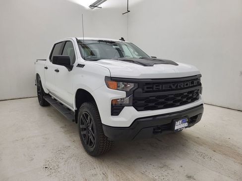 New 2026 Chevrolet Silverado 1500 Custom Trail Boss w/ Dark Appearance Package image 11